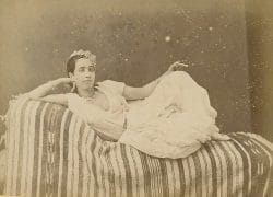 Femme allongée, Algérie